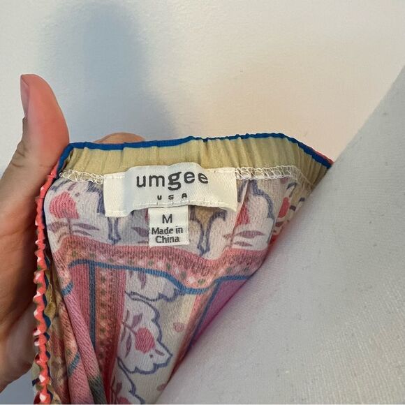 Umgee Boho Off Shoulder Paisley Floral Blouse Long Bell Sleeves - Picture 8 of 9